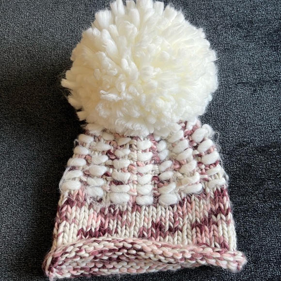 BCBGeneration POM BEANIE - Picture 2 of 3